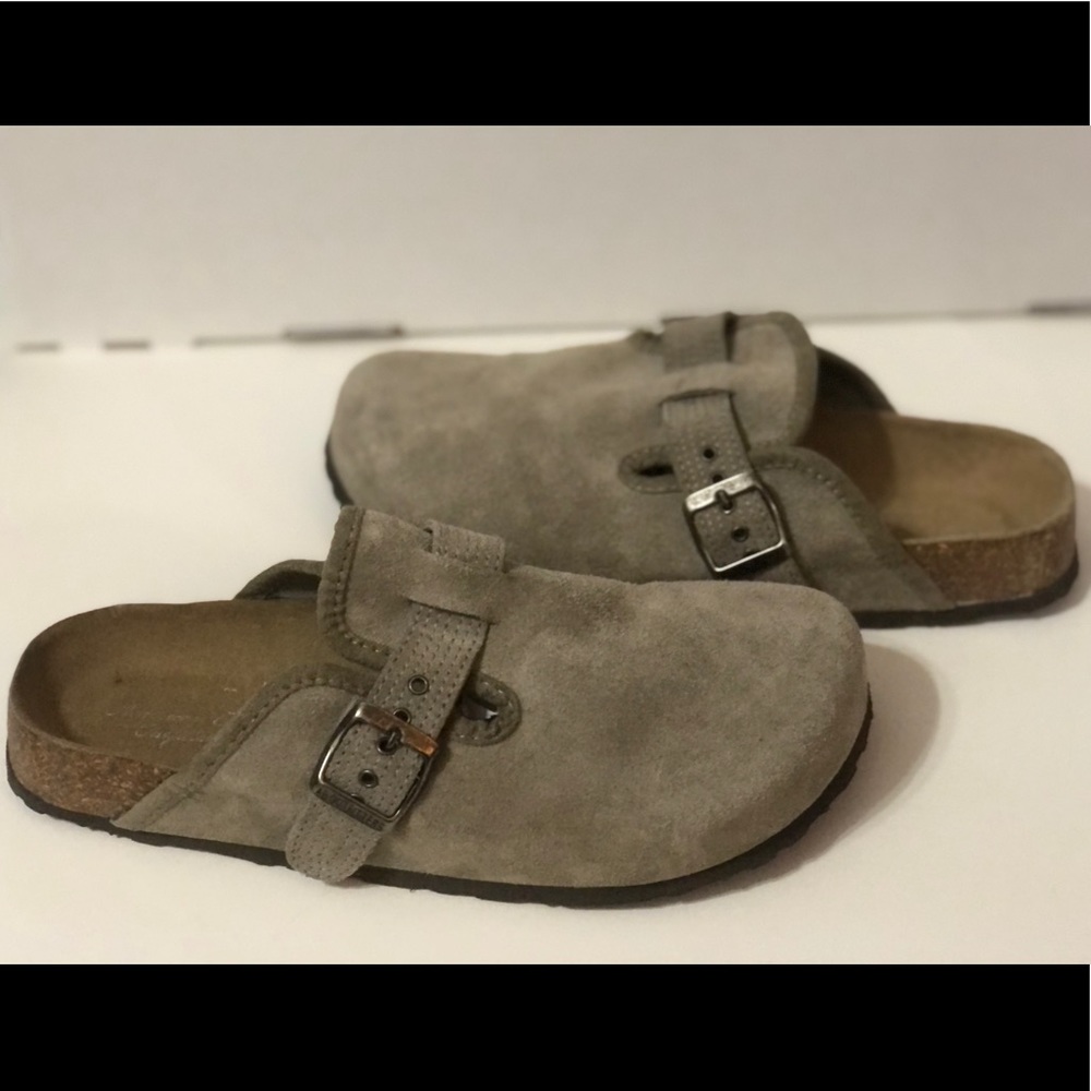 American Eagle slip on clog sandal